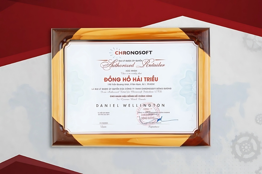 An tâm nhận chính sách bảo hành trang sức, đổi trả nhờ giấy chứng nhận Daniel Wellington được đặt tại tủ từng thương hiệu