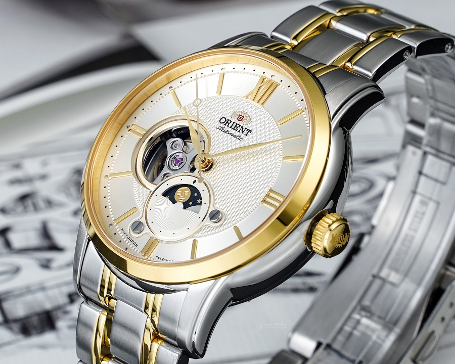 Đồng hồ Orient Sun and Moon Gen 4 với hình ảnh Open Heart - ảnh 1