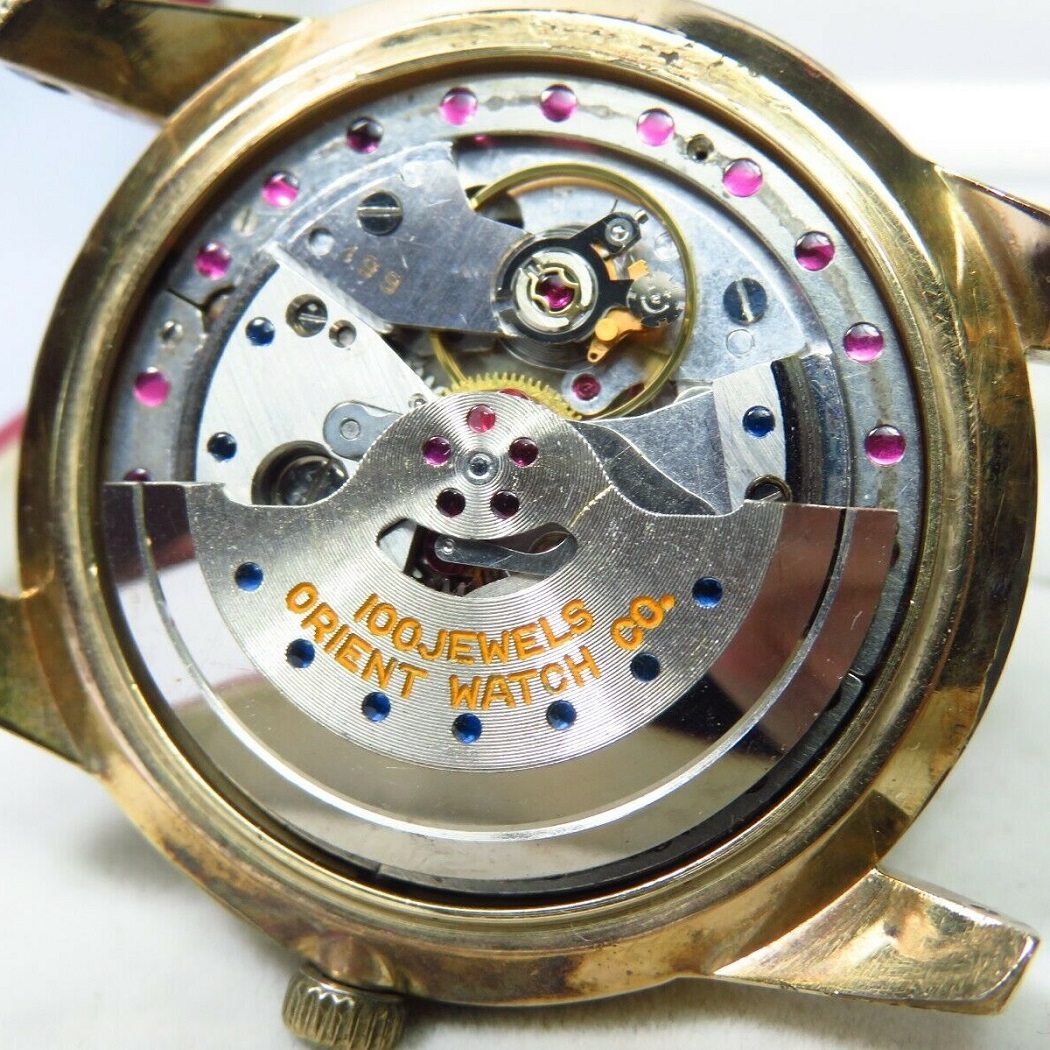 Grand Prix 100 là mẫu đồng hồ Orient Automatic sở hữu bộ máy với 100 chân kính - ảnh 2
