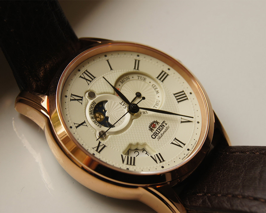 Orient Sun and Moon Gen 2 - Bước nhảy đáng kể về thiết kế