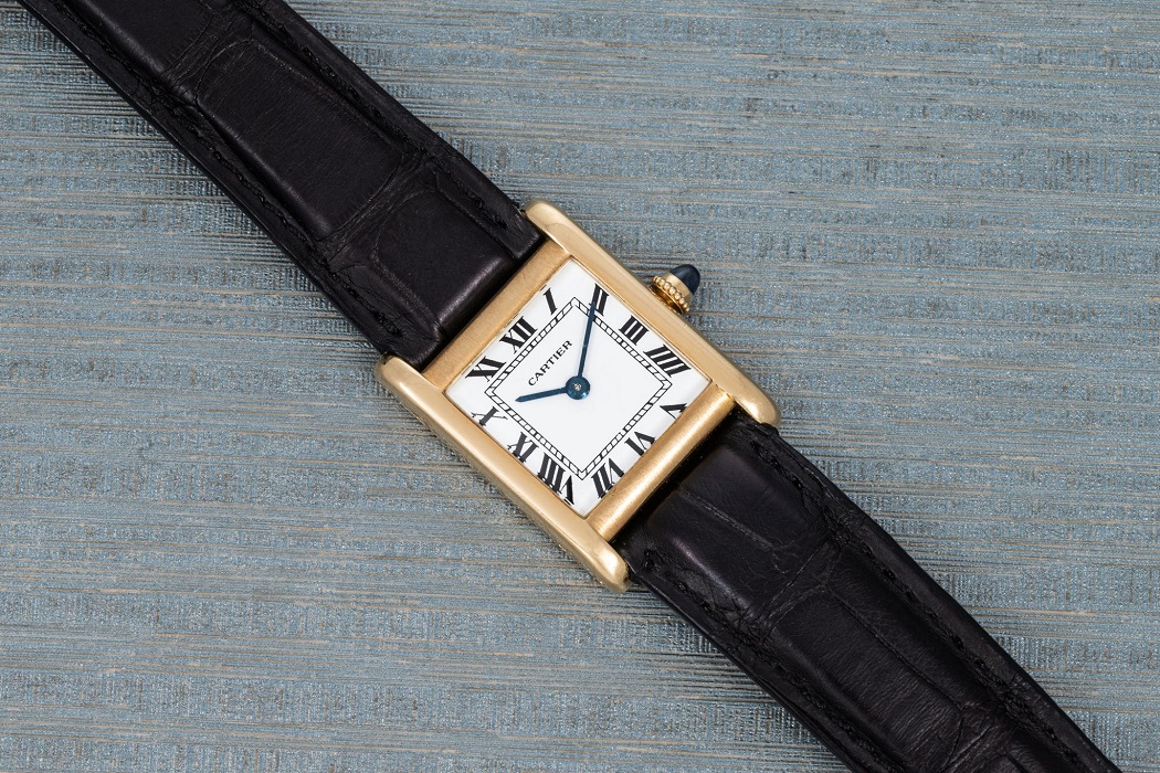 Cartier tank - chiếc đồng hồ nam mặt vuông đầu tiên năm 1907