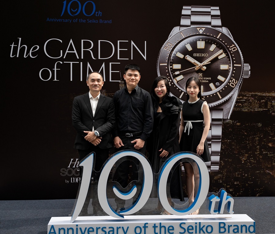 Hải Triều tham dự Triển lãm Kỷ niệm 100 năm "The Garden of Time" Seiko