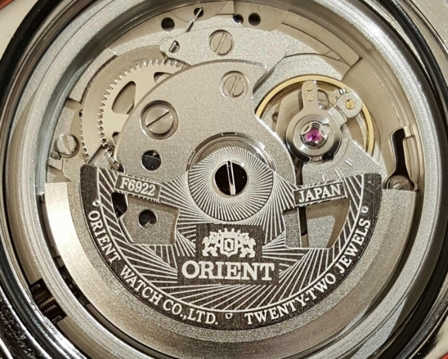 Bộ máy Orient F6922