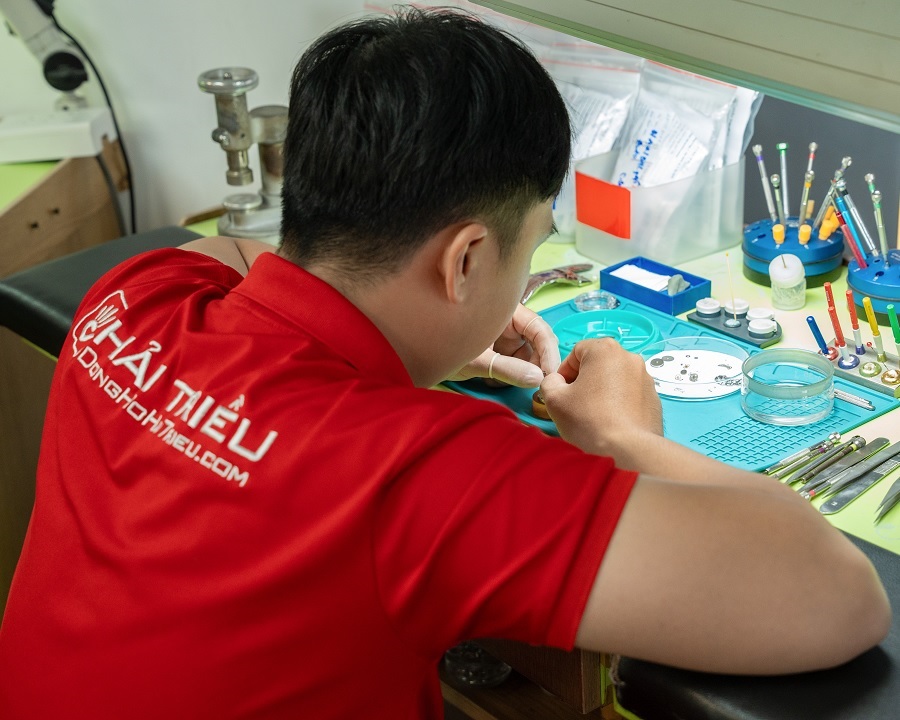 Lắp đặt sai cách có thể là nguyên nhân dẫn đến tình trạng sai giờ "tái phát" trên đồng hồ - ảnh 1