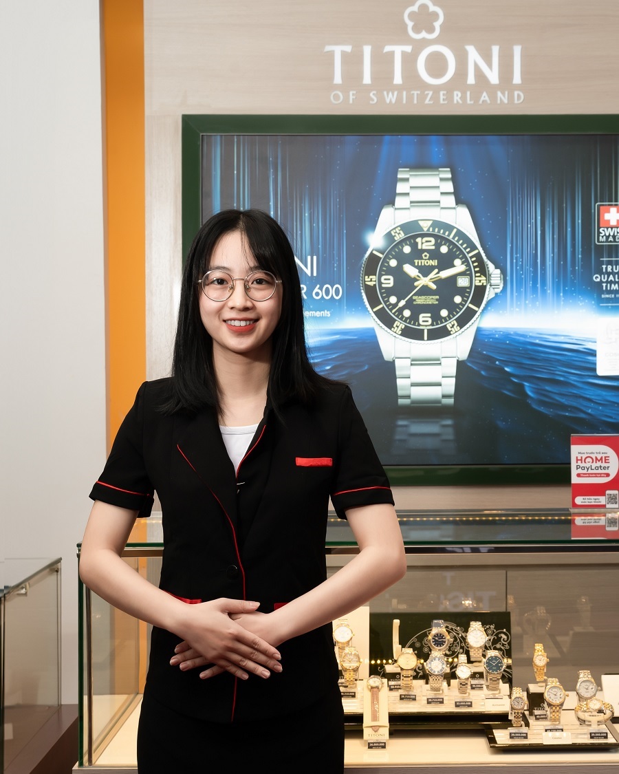 Nhân viên tư vấn tại Hải Triều luôn tuân theo văn hóa phục vụ 5C - ảnh 1