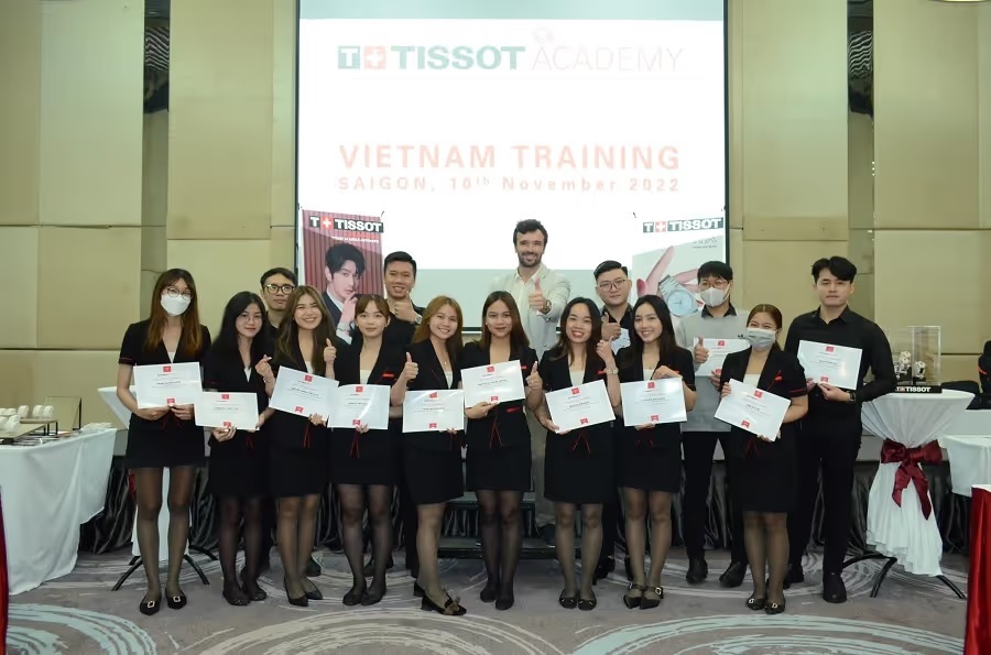 Tissot đào tạo và cấp chứng nhận cho nhân viên Đồng Hồ Hải Triều - ảnh 3