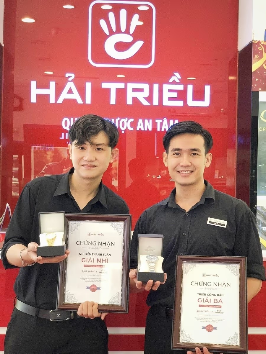 Nhân viên tư vấn tại Đồng Hồ Hải Triều cũng chú trọng bồi dưỡng về kiến thức chuyên môn - ảnh 4
