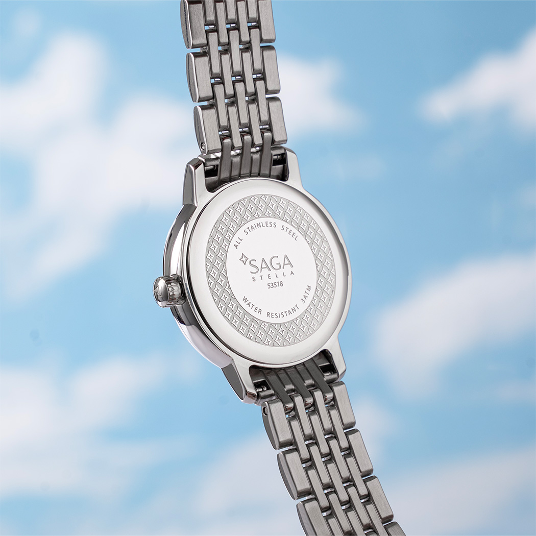 Đồng hồ Saga Stella Chance sử dụng bộ máy quartz Thụy Sỹ
