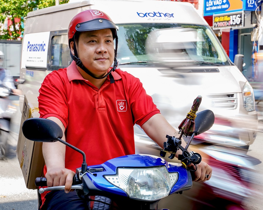 Đơn hàng tại các khu vực TP HCM, Cần Thơ, Biên Hòa, Thủ Dầu Một và Vũng Tàu được cung cấp thêm dịch vụ giao hỏa tốc trong vòng 2 giờ - ảnh 1