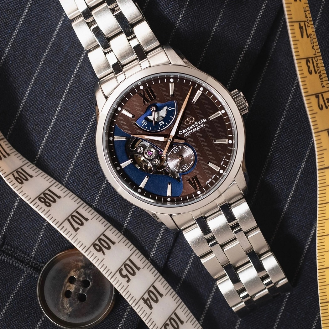 Orient Star Layered Skeleton lấy cảm hứng từ những bộ suit lịch lãm nơi công sở - ảnh 3