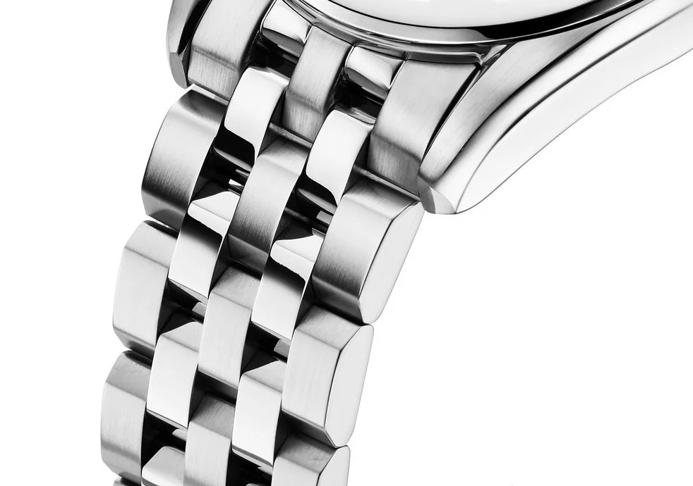 Thiết kế dây đeo đồng hồ Titoni Airmaster