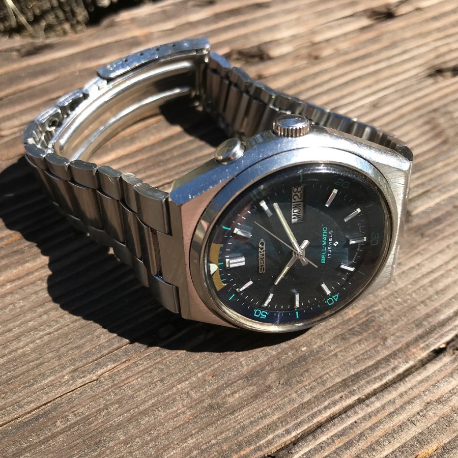 Chiếc Seiko Bell Matic 17 chân kính