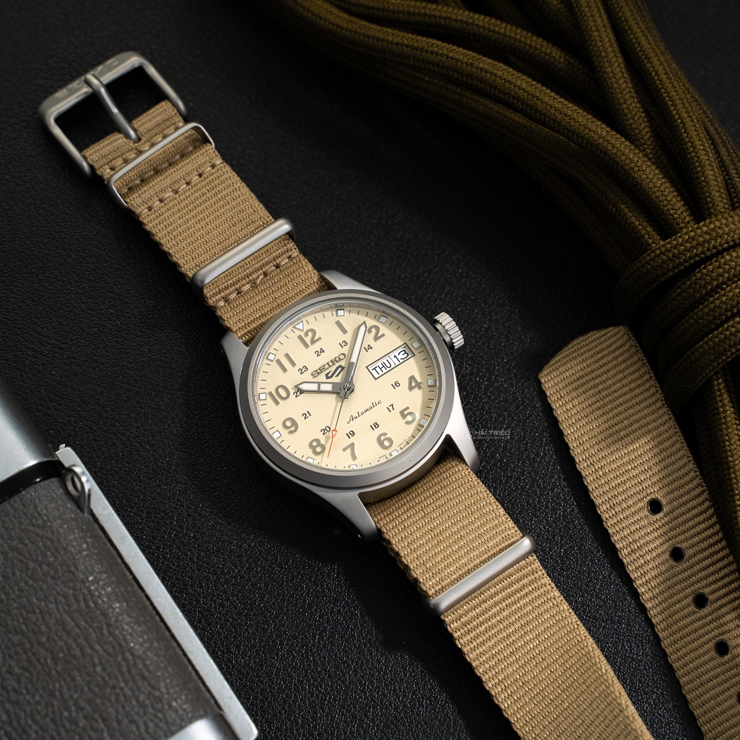 Seiko 5 quân đội size 37mm SRPJ83K1 dây vải