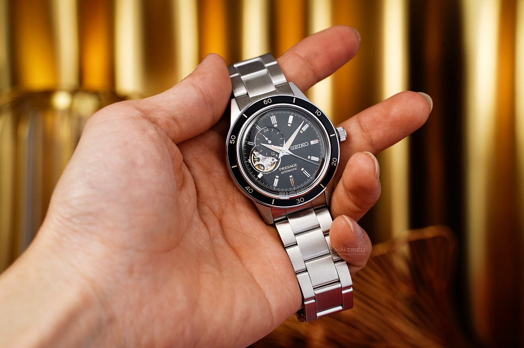 Đồng hồ Seiko nam dây kim loại SSA425J1