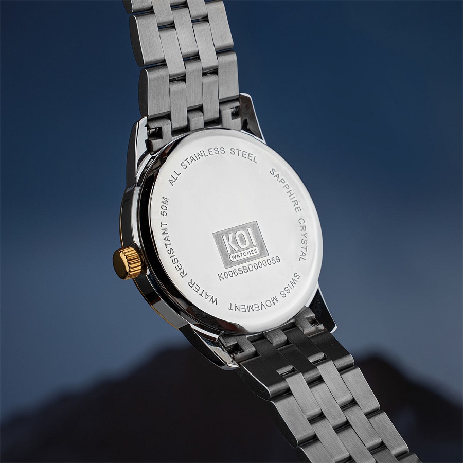 Mặt lưng của đồng hồ KOI Moonphase - ảnh 4