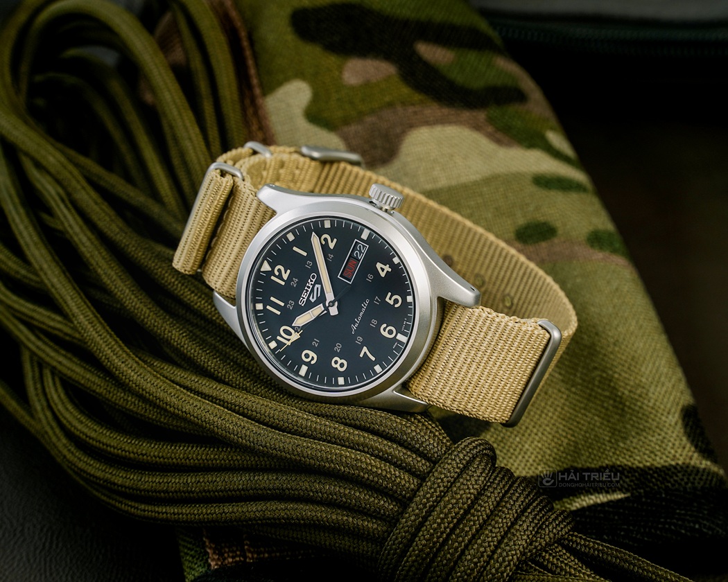 Đồng hồ Seiko dây dù 5 Field Sports Style SRPG35K1 mạnh mẽ với dây Nato