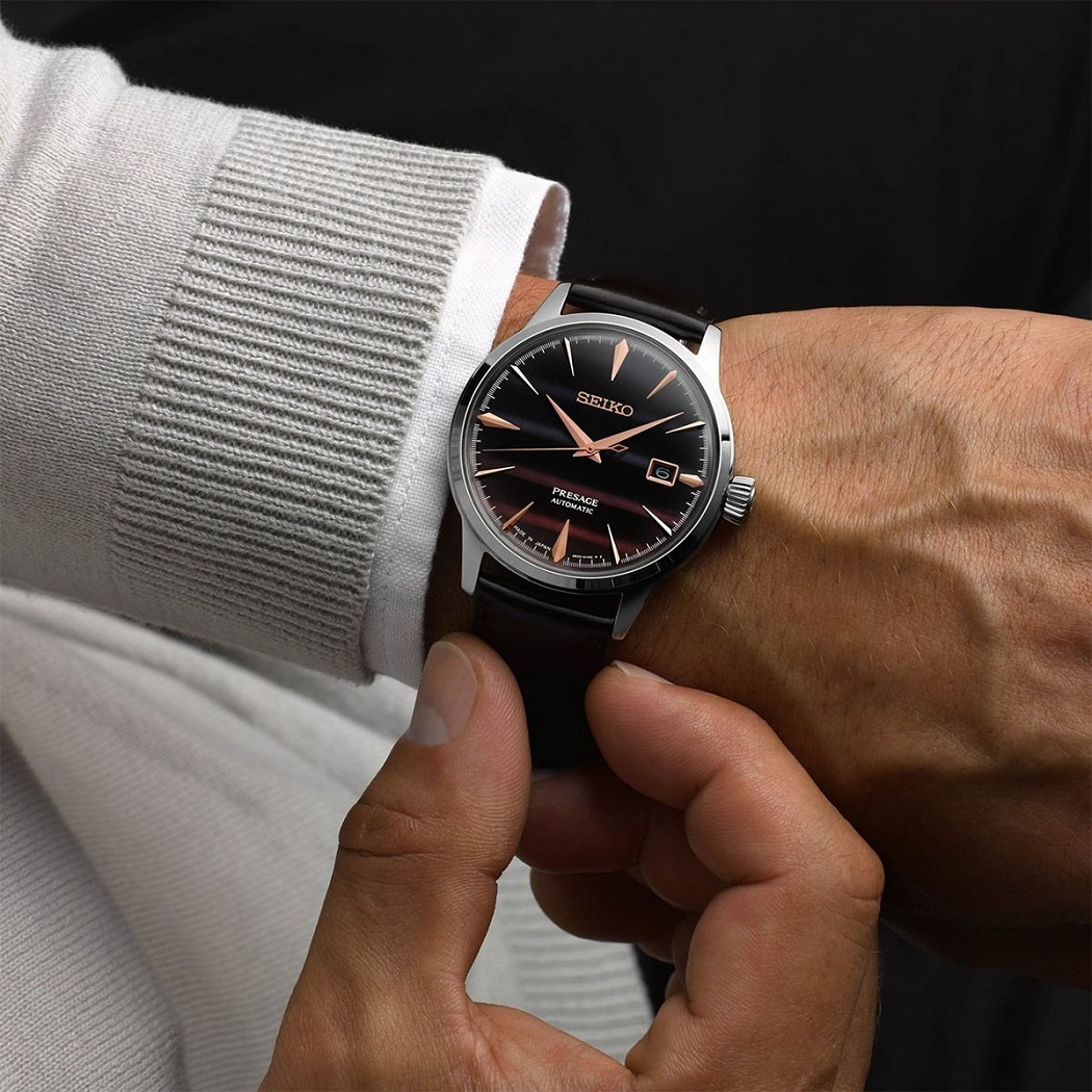 Trên tay đồng hồ Seiko Presage dây da