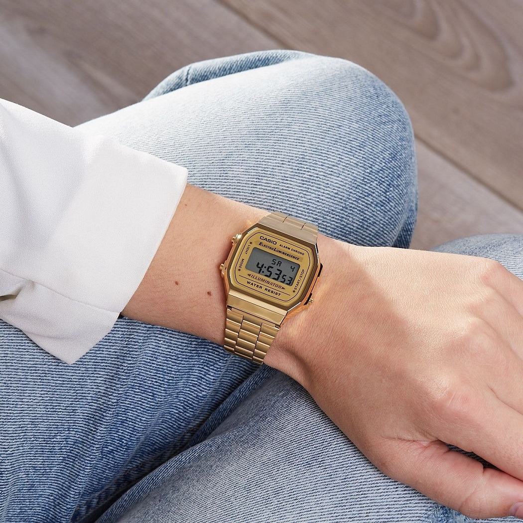 Đồng hồ Casio nữ mặt vuông