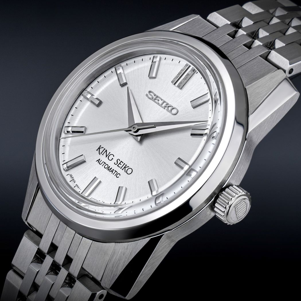 Đồng hồ King Seiko Sapphire SPB279J1 mặt số trắng, cọc số và dây kim loại bạc sang trọng