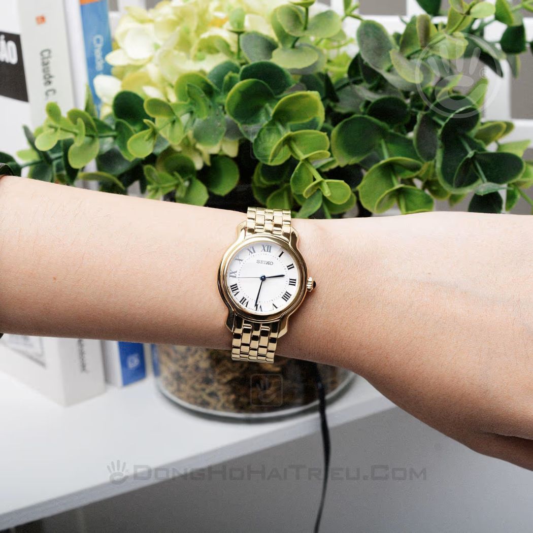 Đồng hồ Seiko Quartz nữ SRZ520P1 cùng mặt số La Mã và thiết kế dây mạ vàng