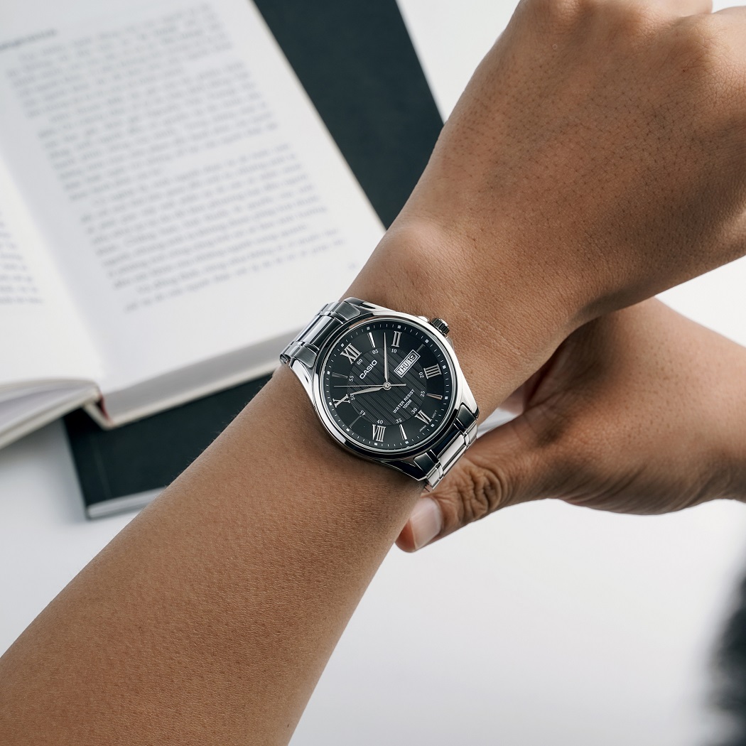 Đồng hồ Casio dây kim loại chính hãng