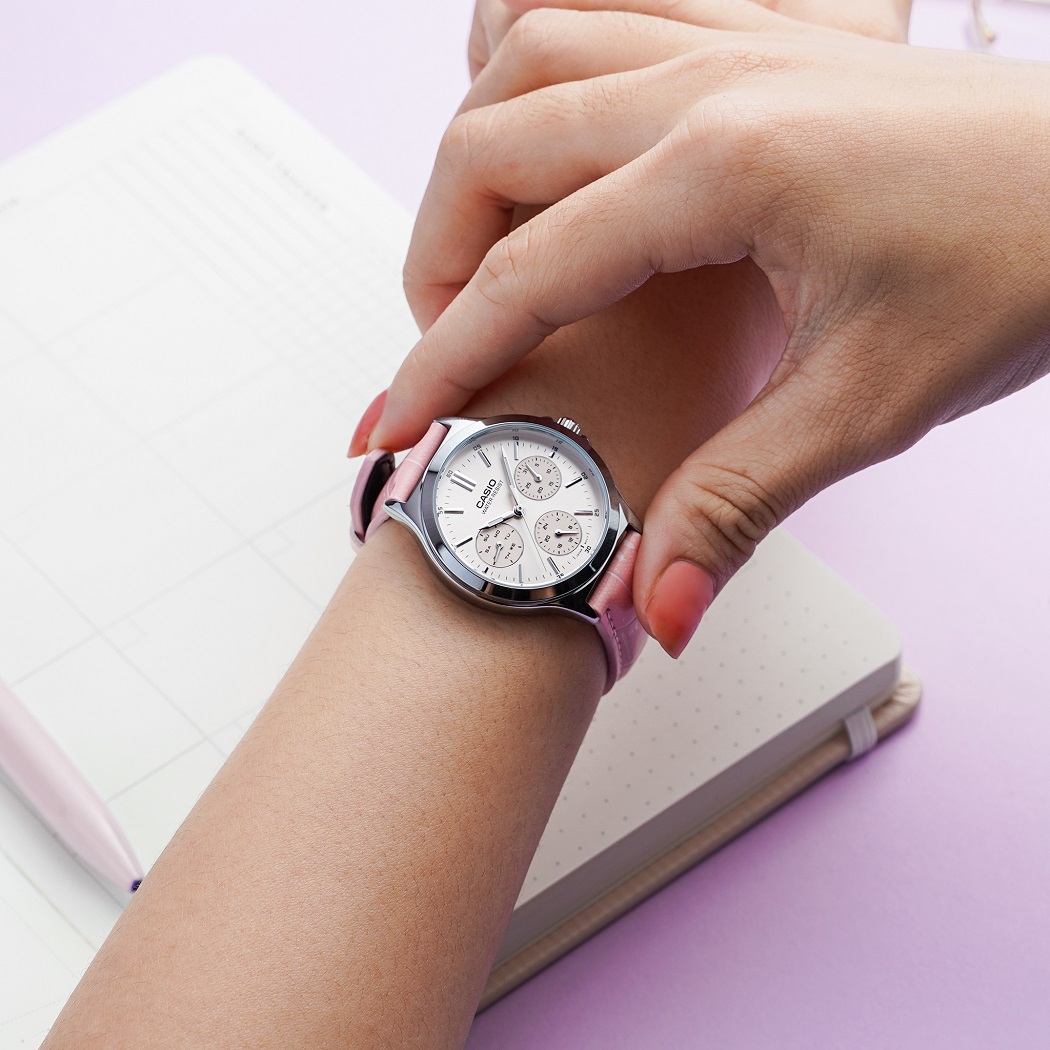 Đồng hồ Casio Water Resist dây da