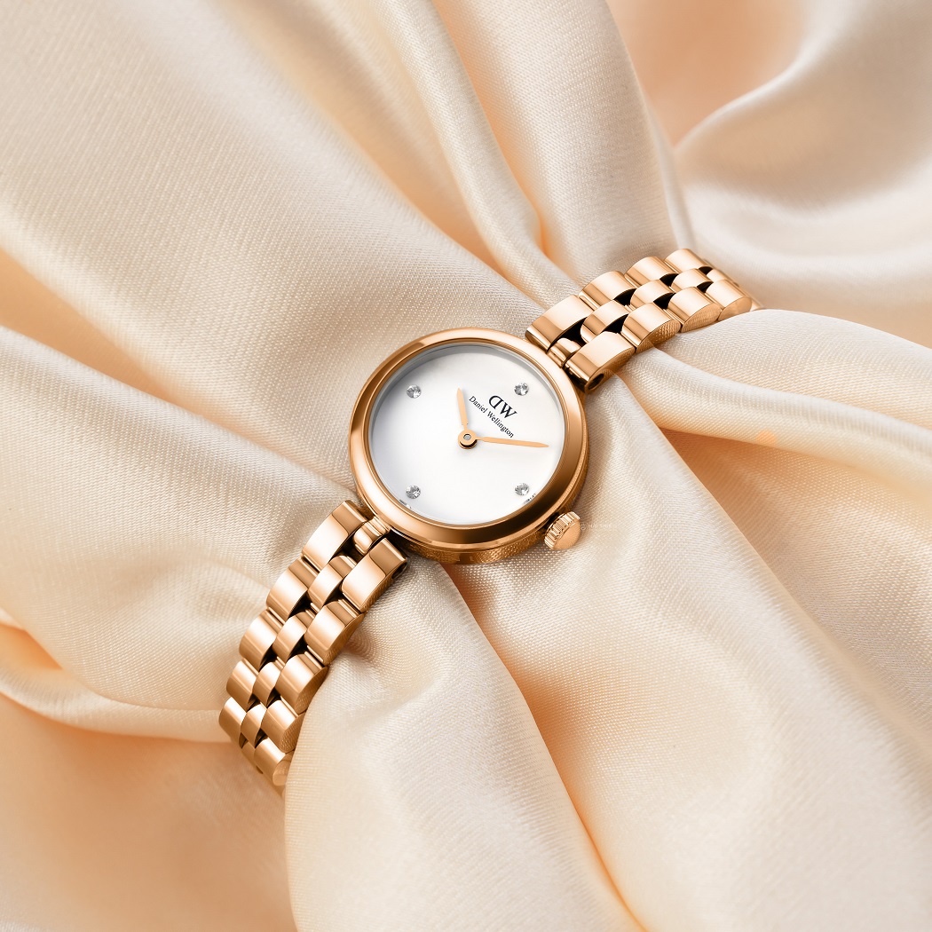 Đồng hồ nữ mặt nhỏ dây kim loại Thụy Điển - Daniel Wellington Elan Lumine Gold DW00100717