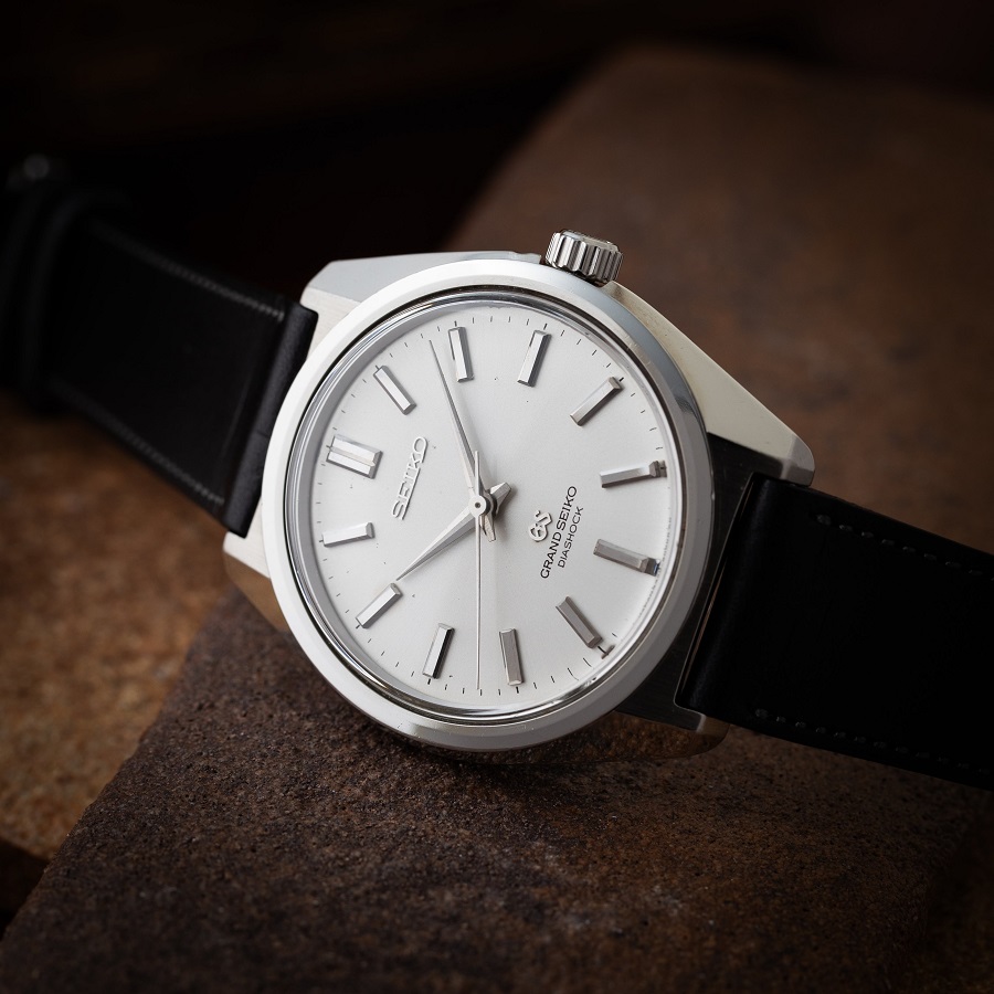 44GS (4420-9000) - Chiếc đồng hồ đầu tiên thể hiện Grammar of Design Grand Seiko