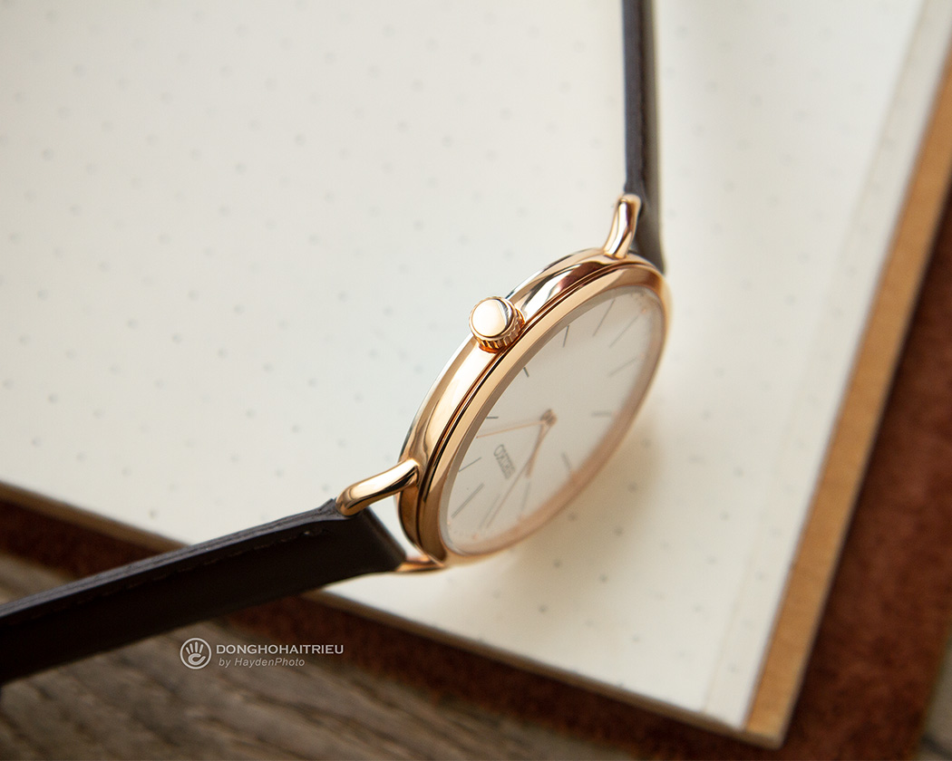 Đồng hồ Seiko Quartz rất mỏng nên thoải mái đeo cả ngày trên tay