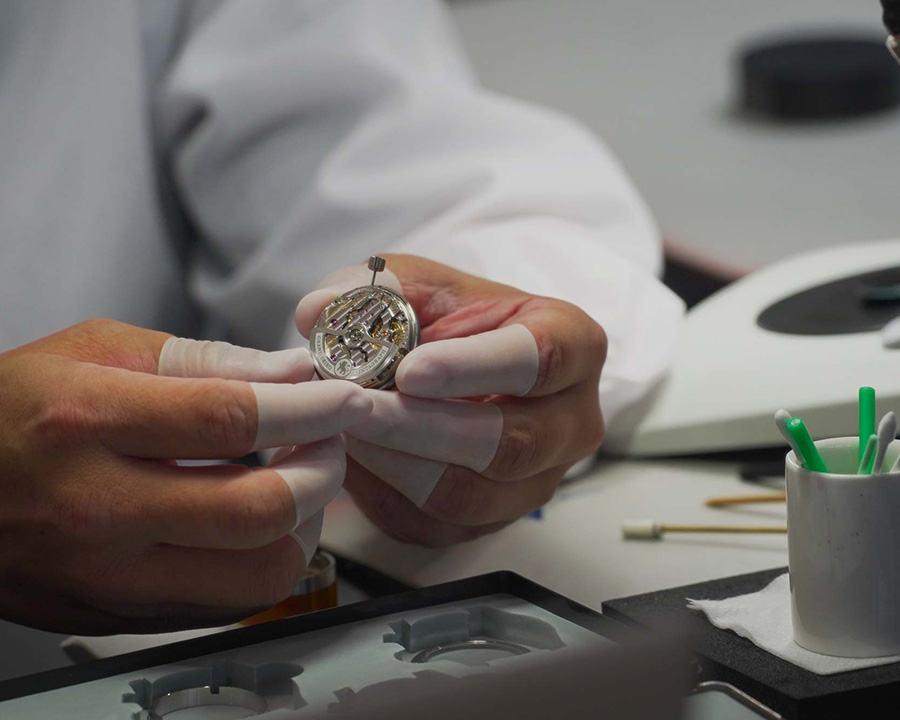 Bộ máy Seiko sản xuất độc quyền và lưu hành nội bộ, tinh thần triết lý Monozukuri của Nhật