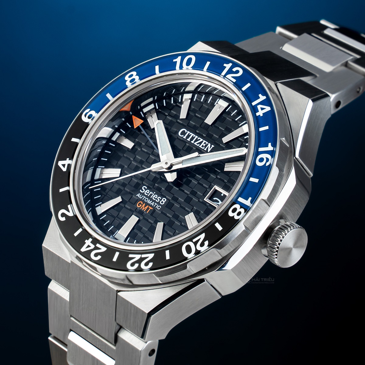 Phiên bản Citizen Series 8 GMT NB6031-56E có chức năng GMT