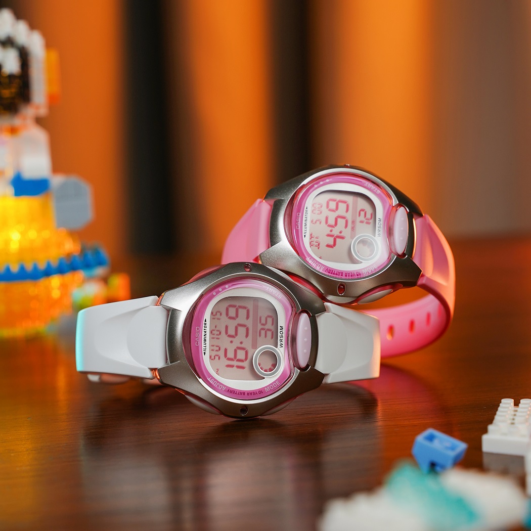 Đồng hồ Casio nữ màu hồng