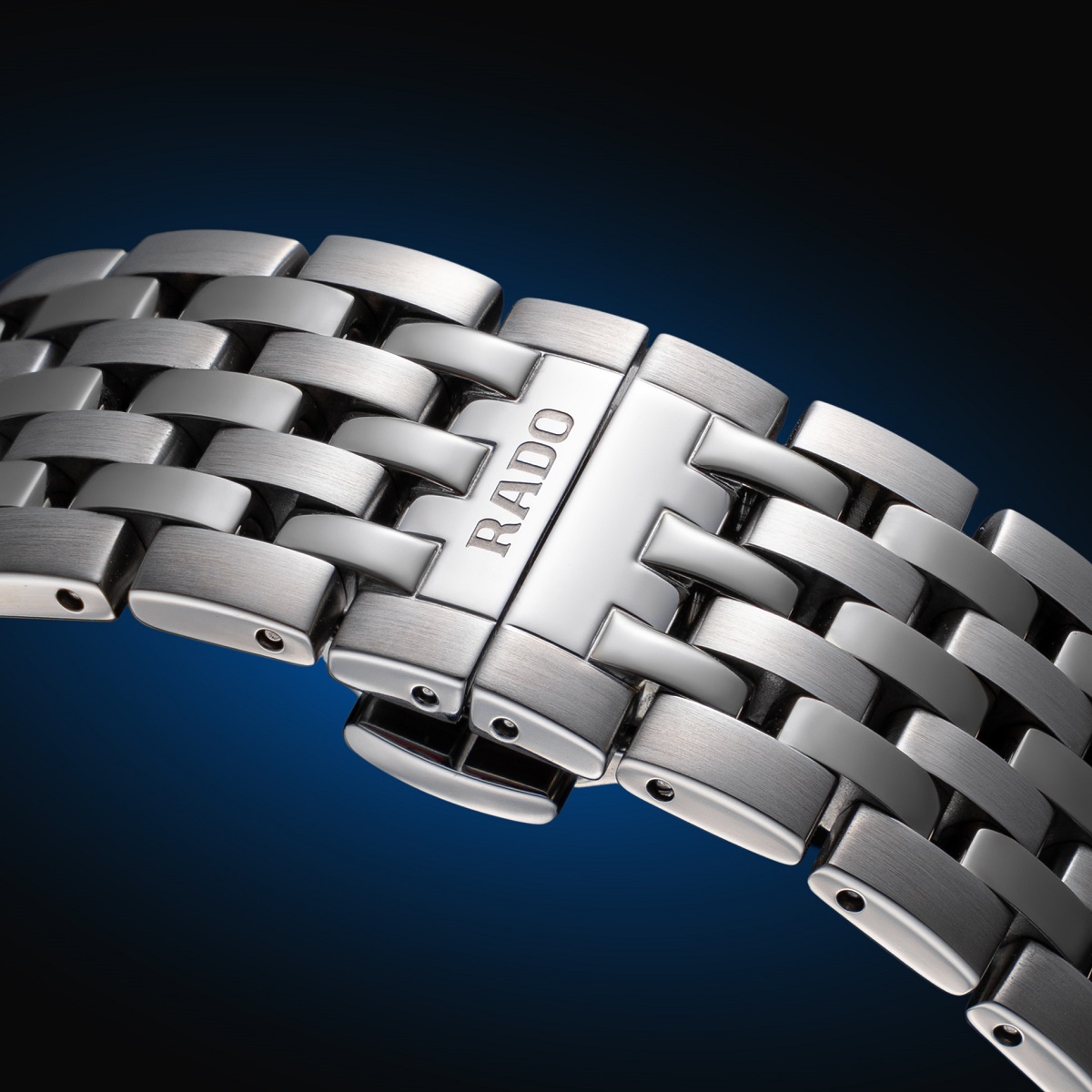 dong-ho-rado-florence-r48903733-4 Đồng hồ Rado Florence R48903733 - Ảnh 4