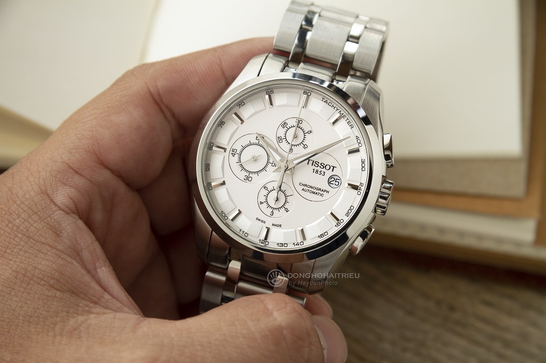 Thiết kế trông rất sang trọng của Tissot Couturier