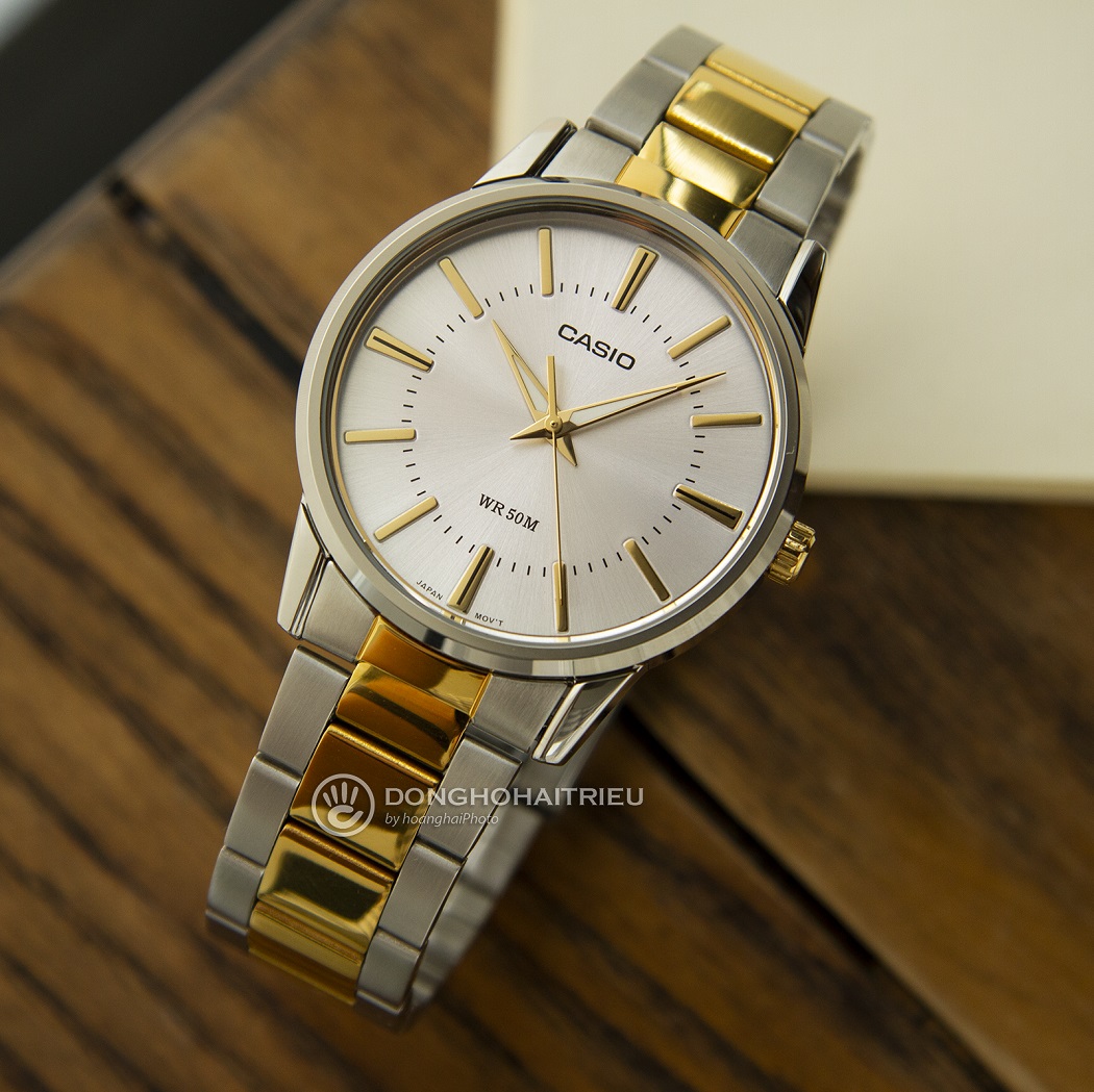 Đồng hồ Casio vàng nam