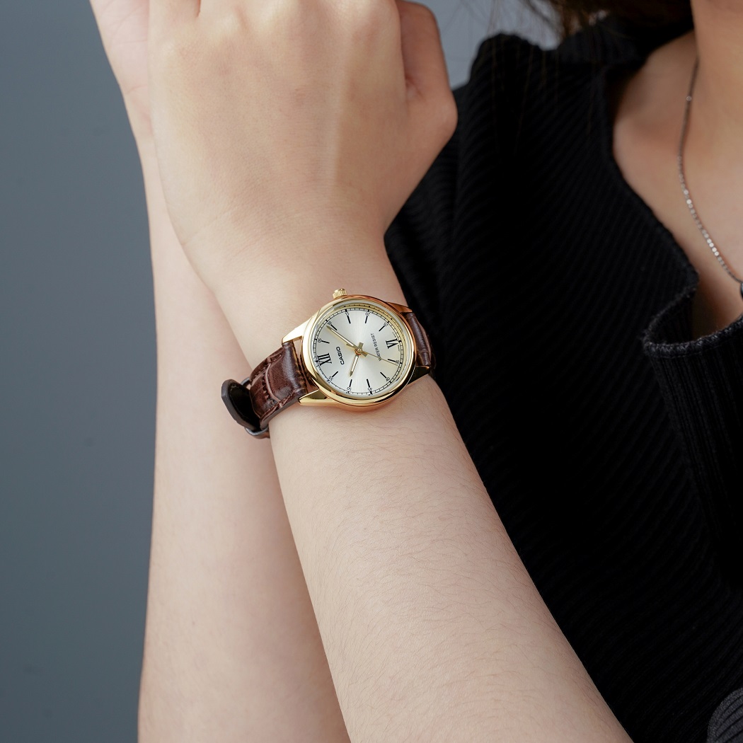 Đồng hồ Casio nữ chính hãng