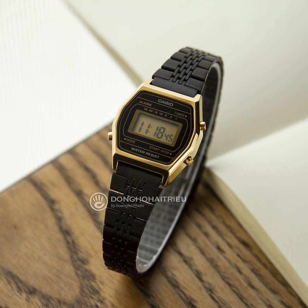 Đồng hồ Casio nữ màu đen