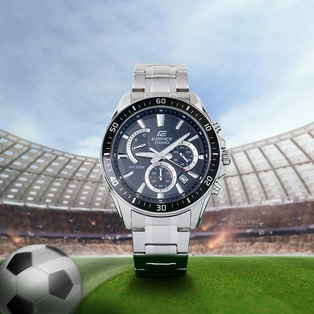 Đồng hồ Casio thể thao có tính năng chronograph
