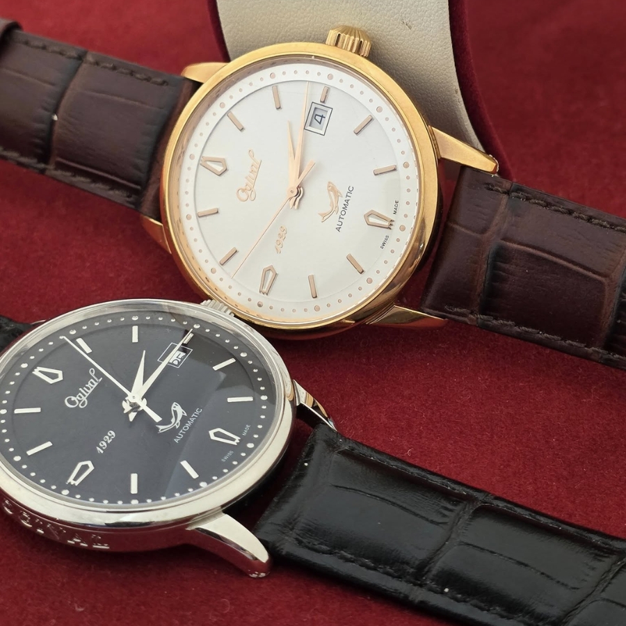 Đồng hồ Ogival sử dụng máy Automatic