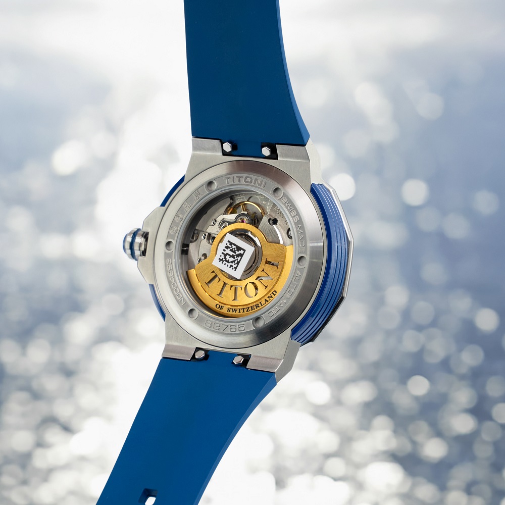 Titoni là hãng đồng hồ đạt cả 2 chứng nhận Swiss Movement và Swiss Made