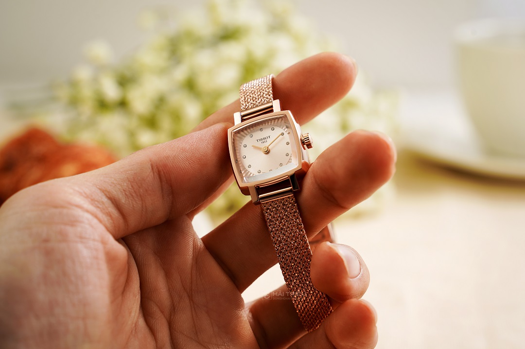 Thiết kế đồng hồ Tissot Lovely Square Rose Gold