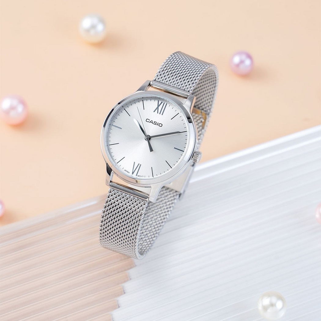 Đồng hồ Casio nữ dây kim loại mặt tròn