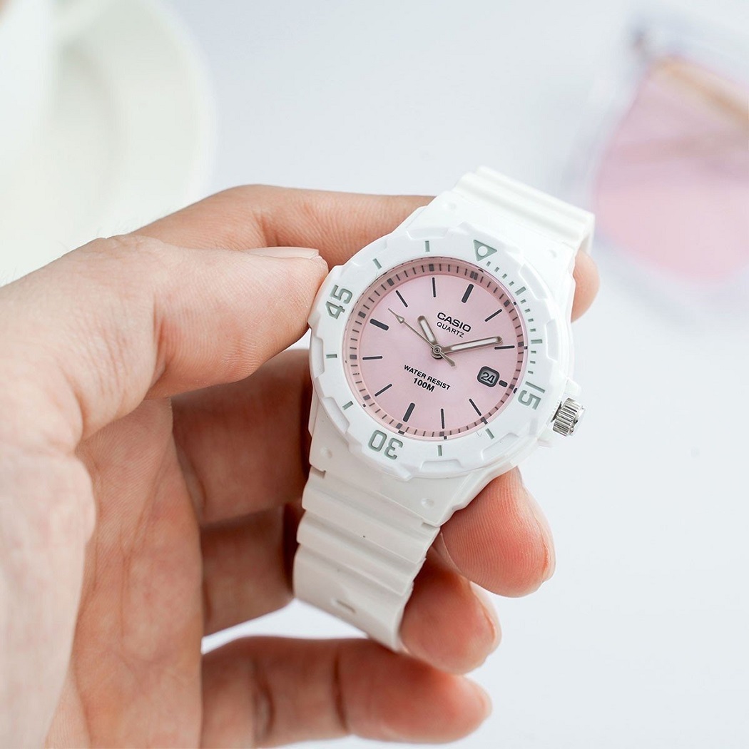 Đồng hồ Casio nữ WR100m