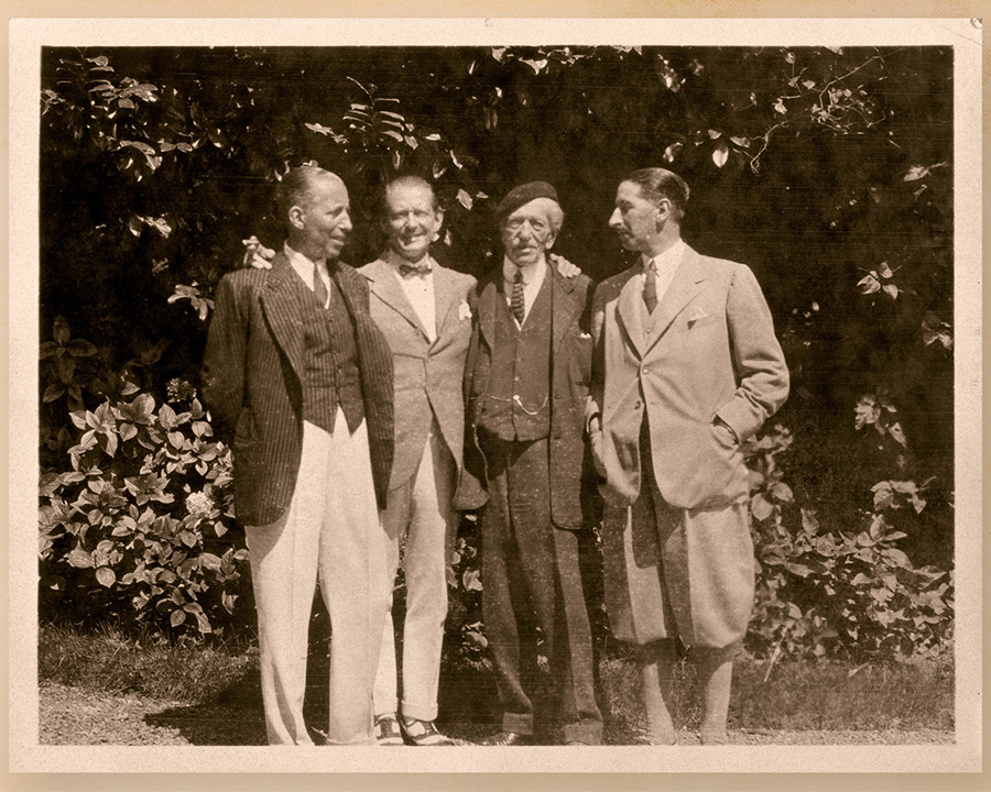 Louis-François và 3 người con trai của ông Louis, Pierre và Jacques
