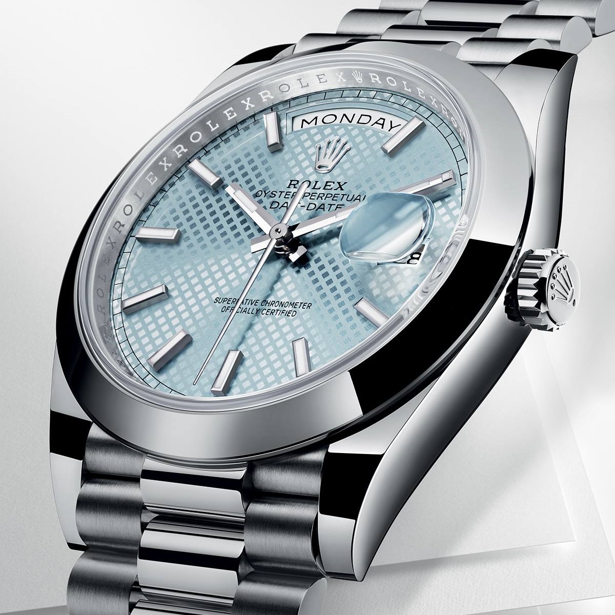 Day-Date trở thành tính năng xa xỉ của Tissot, Doxa, Rolex, Patek...
