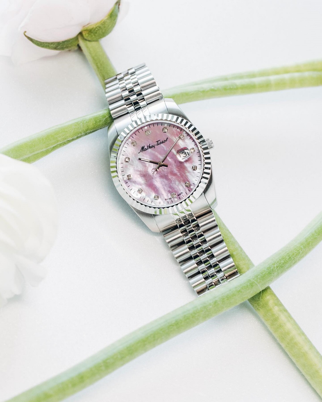 Cận cảnh thiết kế đồng hồ Mathey-Tissot Mathy II