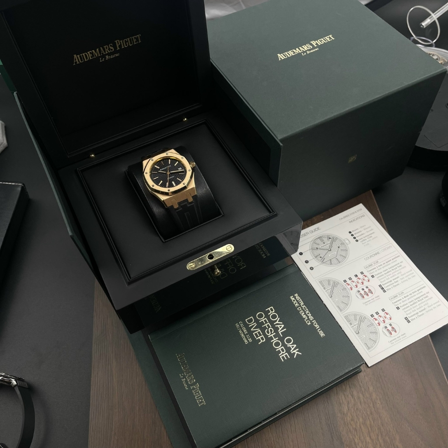 Bộ hộp và giấy tờ của đồng hồ Audemars Piguet
