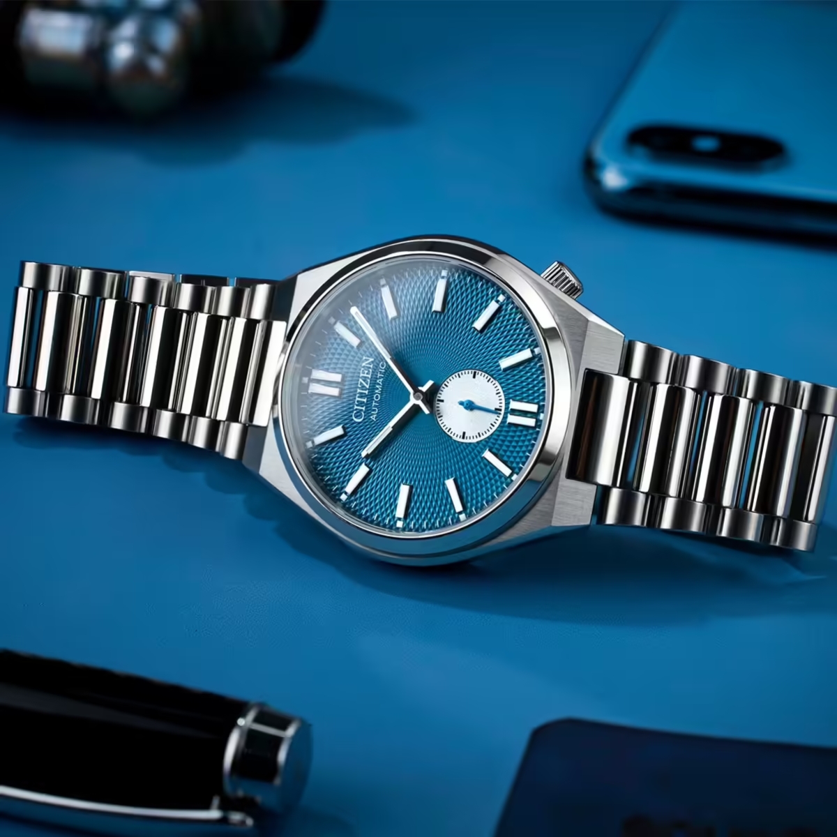 Lớp phủ AR trên mặt số đồng hồ Citizen sử dụng kính sapphire