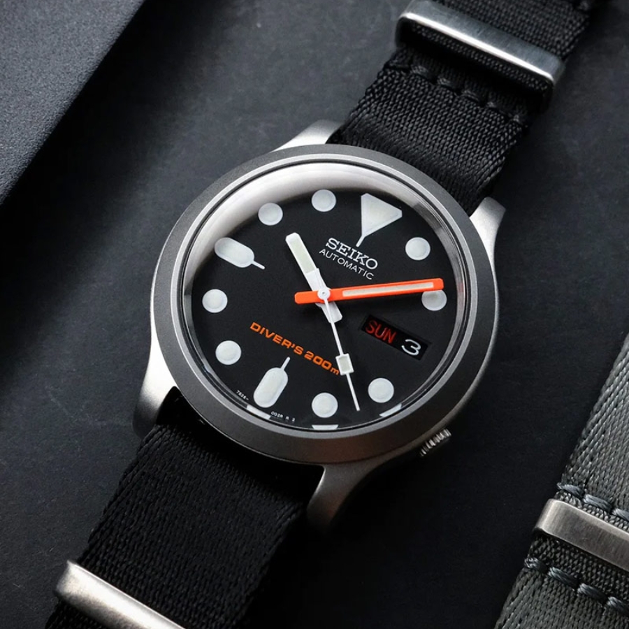 Thể hiện chất riêng với đồng hồ mod từ nền Seiko