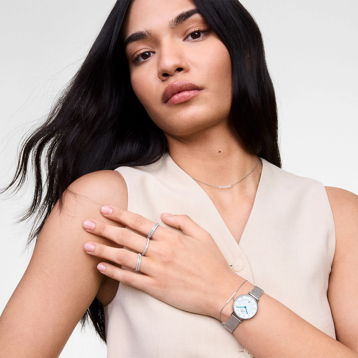 daniel-wellington-petite-roman-numerals-date-rose-gold-dw00100858-5 Đồng hồ Daniel Wellington Petite Roman Numerals Date Rose Gold DW00100858 - Ảnh 5